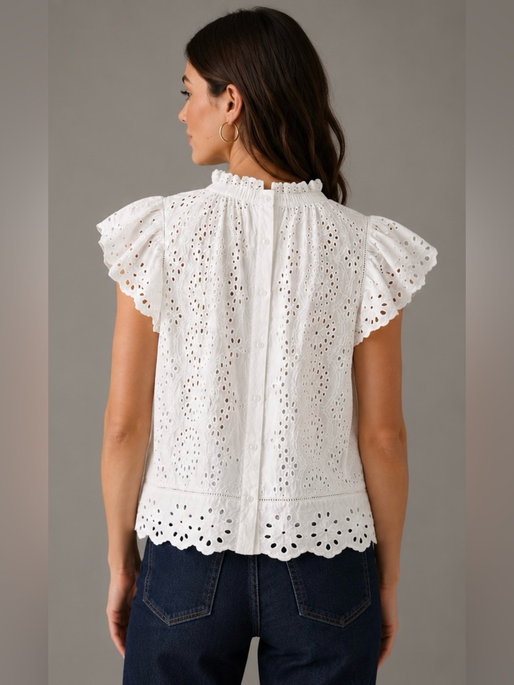 Jennifer & Grace Broderie Anglaise Flutter Sleeve Blouse
Size Large - Picture 2 of 10